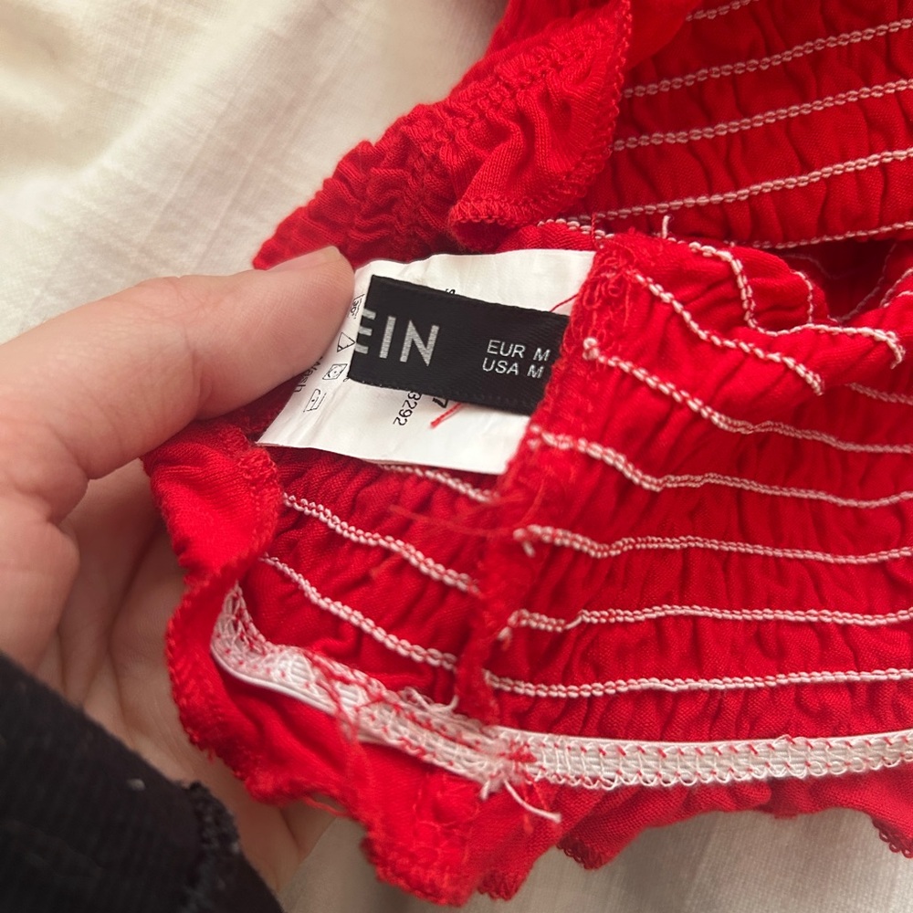Shein Ruched top - Picture 2 of 2